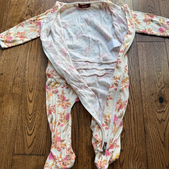 Milkbarn Vintage Floral Organic Cotton Ruffle Zipper Footed Romper 6-9 Months - Picture 3 of 12